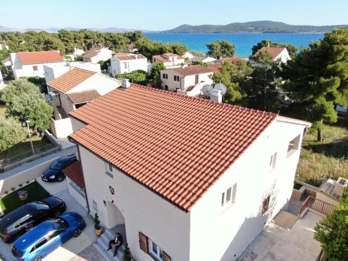 Apartmani Rispet Šibenik Eksteriør billede