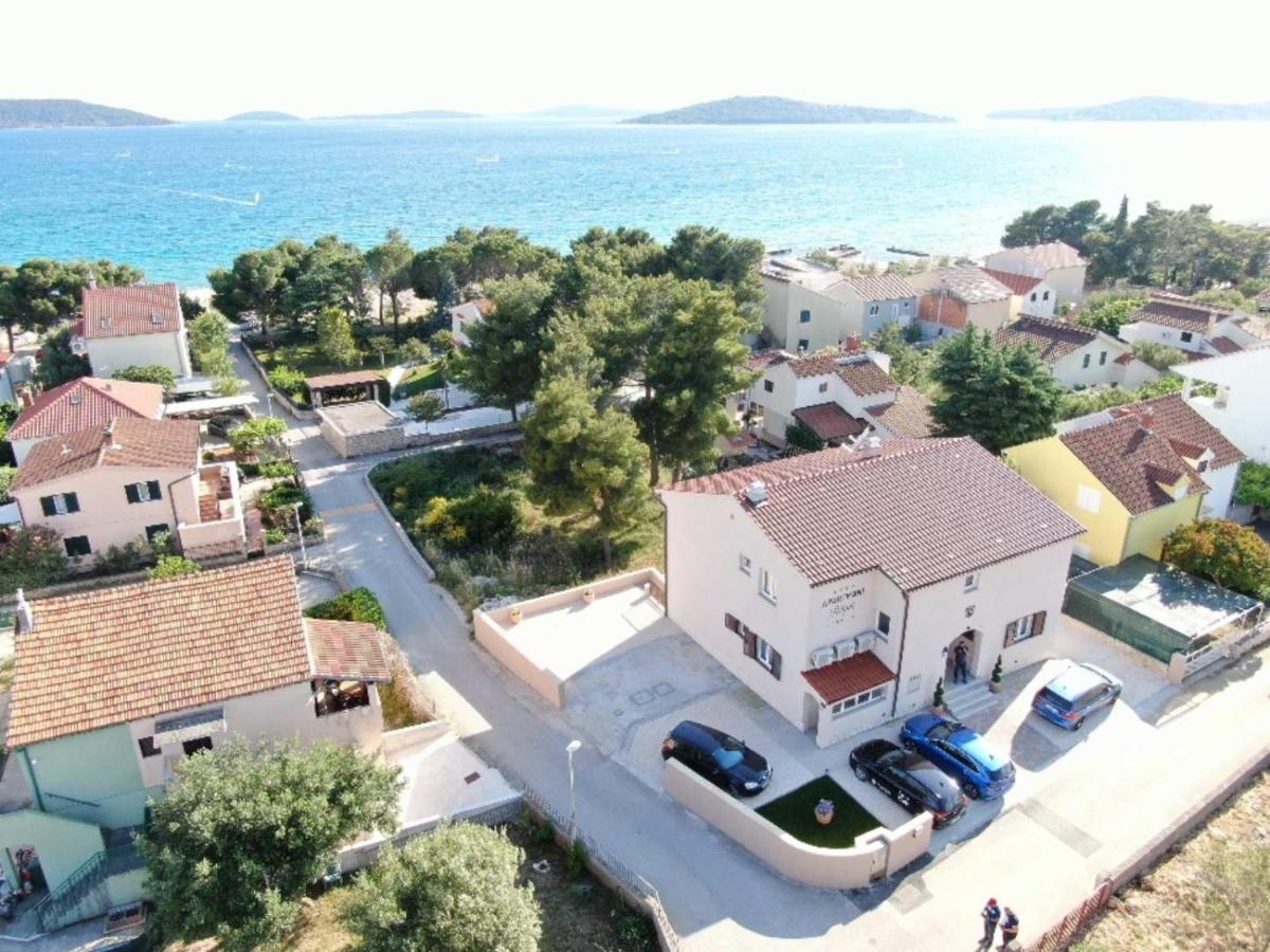 Apartmani Rispet Šibenik Eksteriør billede